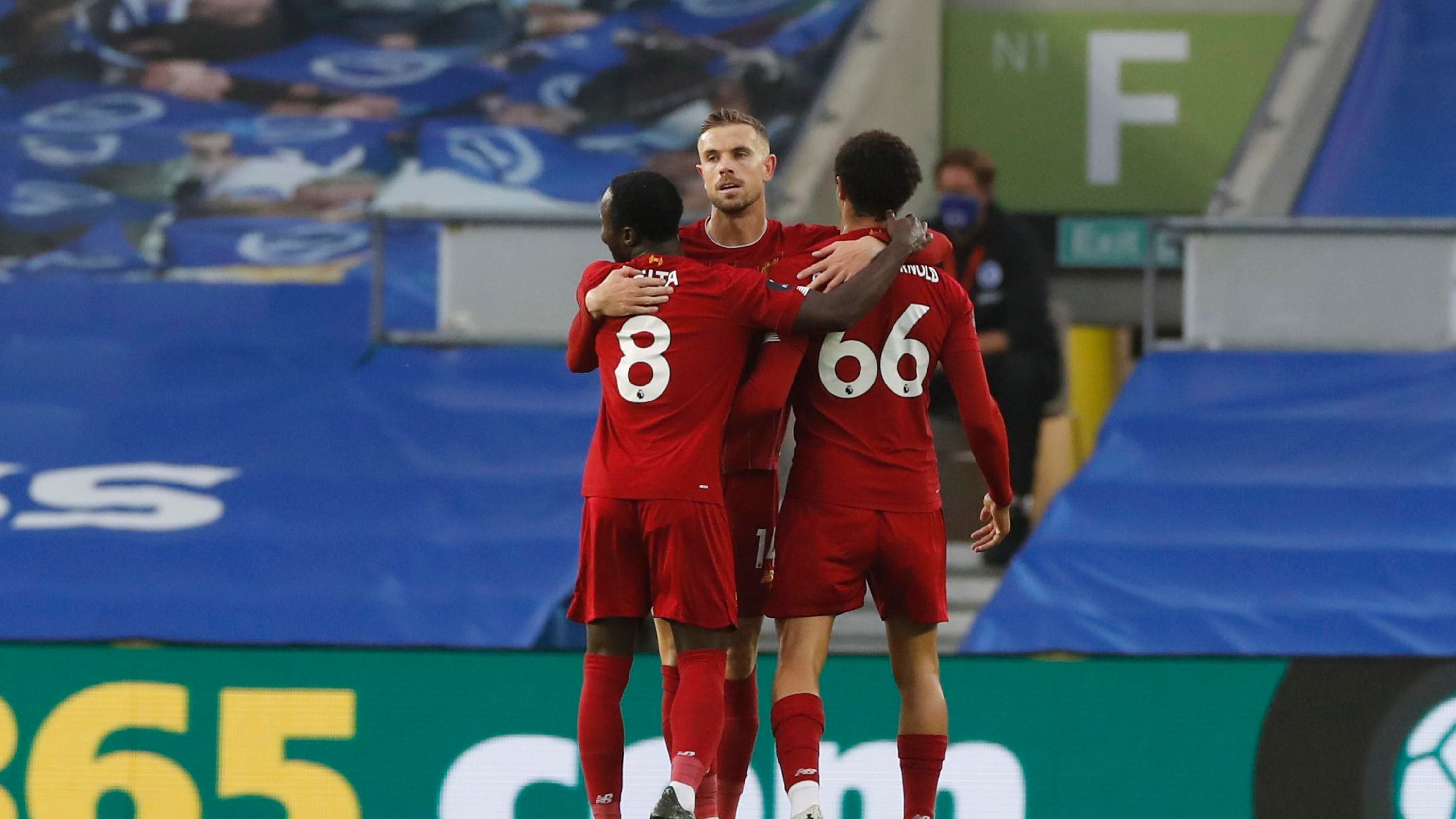 乌尔比希：能与诺伊尔、乌尔赖希一起训练很重要，他们很优秀